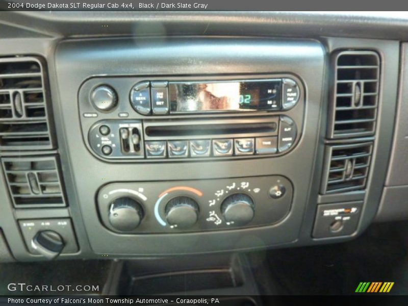 Black / Dark Slate Gray 2004 Dodge Dakota SLT Regular Cab 4x4