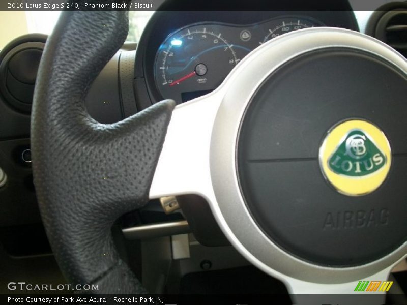 Phantom Black / Biscuit 2010 Lotus Exige S 240