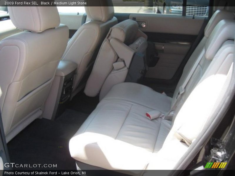 Black / Medium Light Stone 2009 Ford Flex SEL