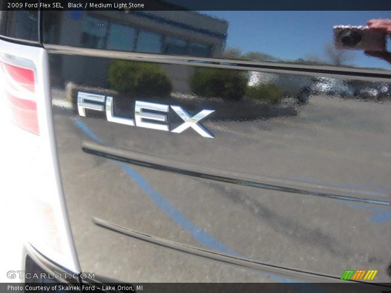 Black / Medium Light Stone 2009 Ford Flex SEL