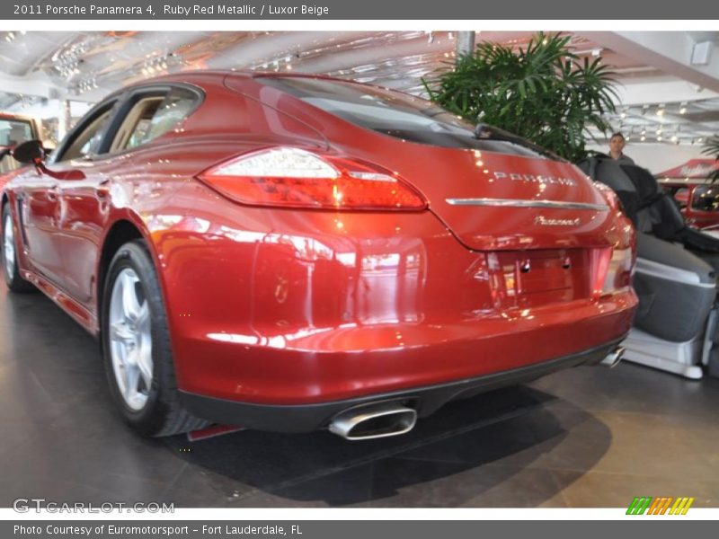 Ruby Red Metallic / Luxor Beige 2011 Porsche Panamera 4