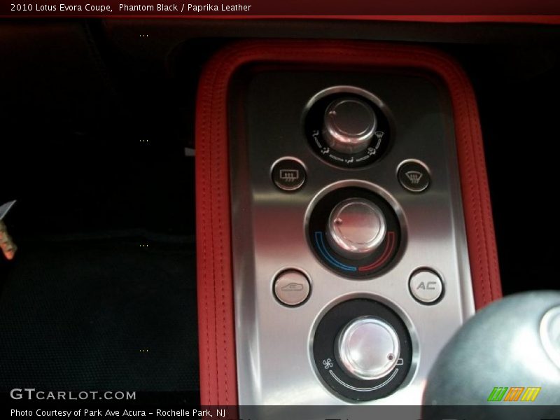 Controls of 2010 Evora Coupe