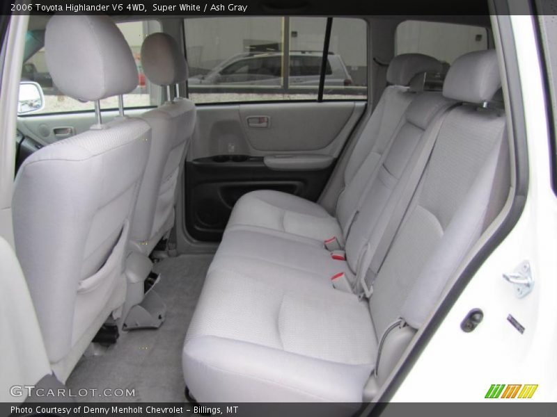 Super White / Ash Gray 2006 Toyota Highlander V6 4WD