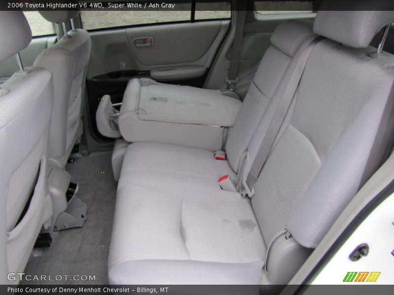 Super White / Ash Gray 2006 Toyota Highlander V6 4WD