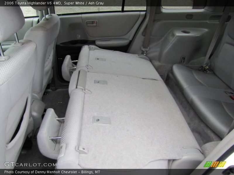 Super White / Ash Gray 2006 Toyota Highlander V6 4WD