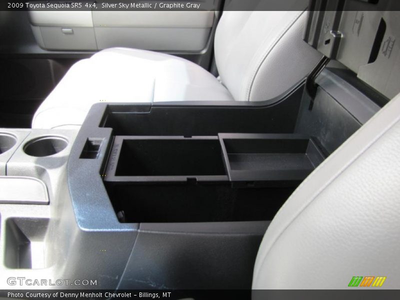 Silver Sky Metallic / Graphite Gray 2009 Toyota Sequoia SR5 4x4