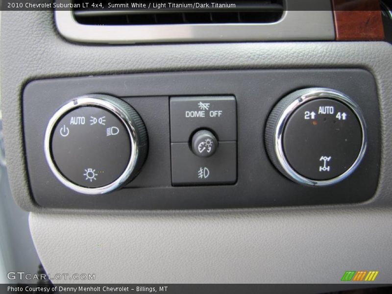 Summit White / Light Titanium/Dark Titanium 2010 Chevrolet Suburban LT 4x4
