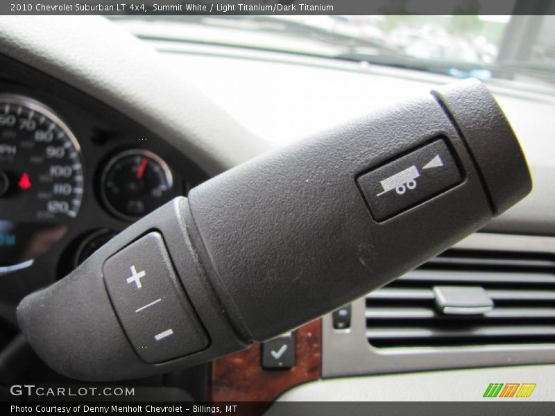 Summit White / Light Titanium/Dark Titanium 2010 Chevrolet Suburban LT 4x4