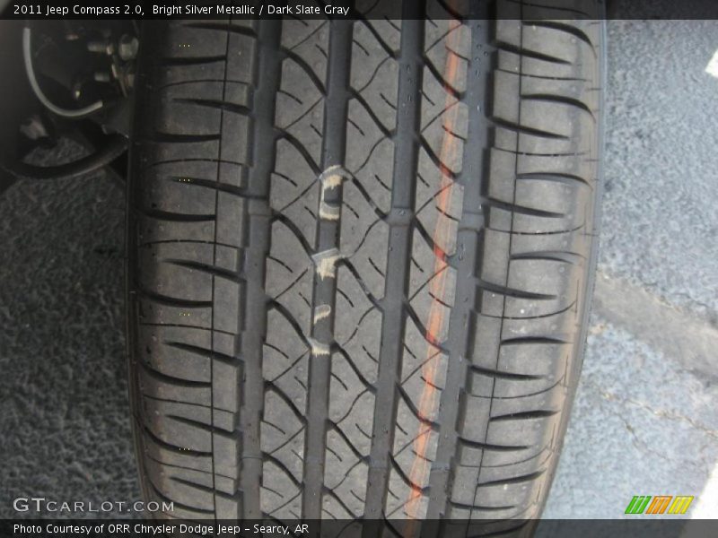 Bright Silver Metallic / Dark Slate Gray 2011 Jeep Compass 2.0