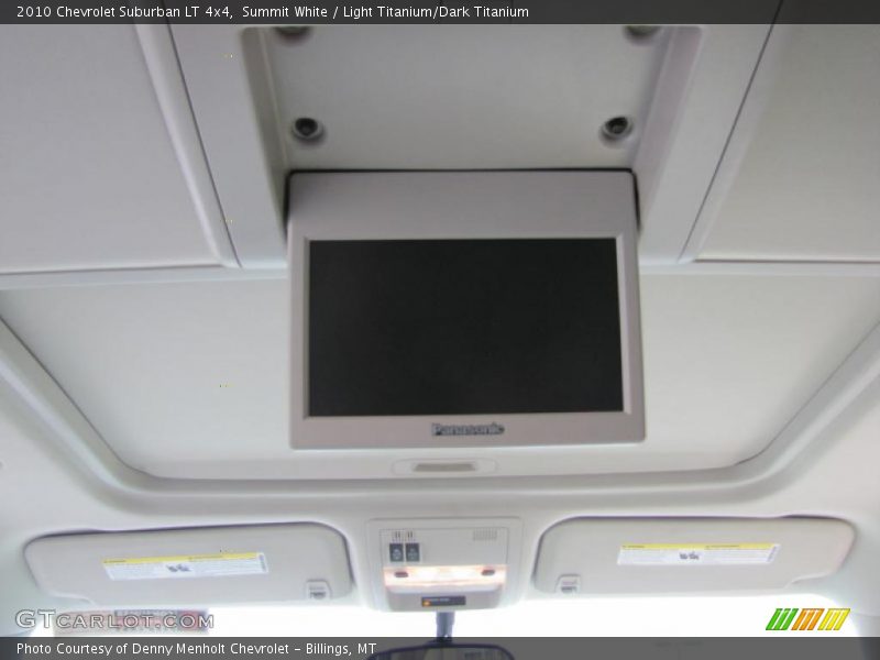 Summit White / Light Titanium/Dark Titanium 2010 Chevrolet Suburban LT 4x4