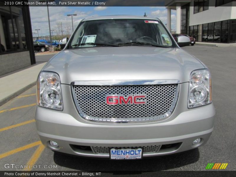 Pure Silver Metallic / Ebony 2010 GMC Yukon Denali AWD