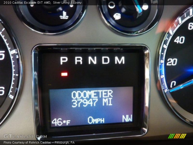 Silver Lining / Ebony 2010 Cadillac Escalade EXT AWD