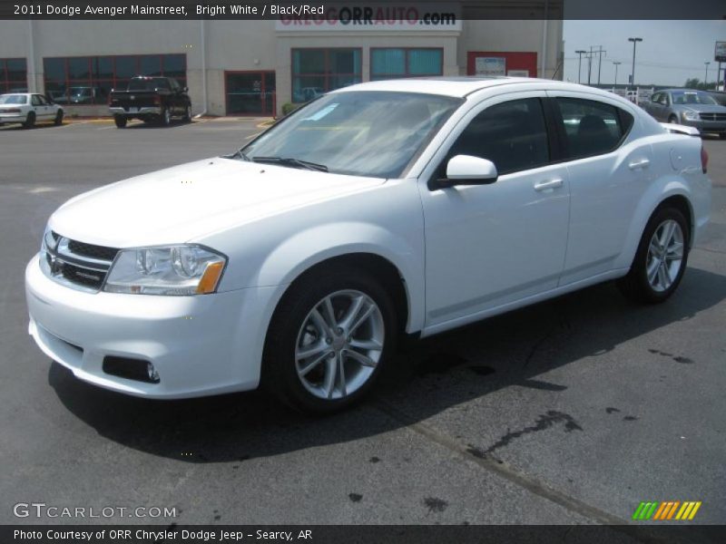 Bright White / Black/Red 2011 Dodge Avenger Mainstreet