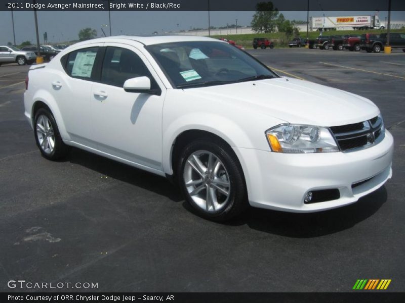 Bright White / Black/Red 2011 Dodge Avenger Mainstreet