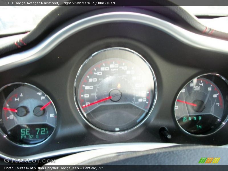 Bright Silver Metallic / Black/Red 2011 Dodge Avenger Mainstreet