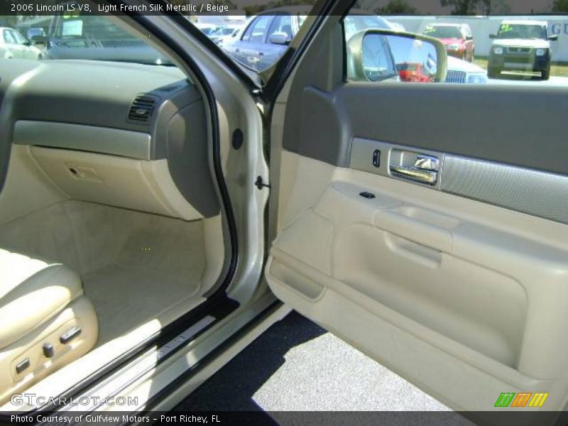Light French Silk Metallic / Beige 2006 Lincoln LS V8