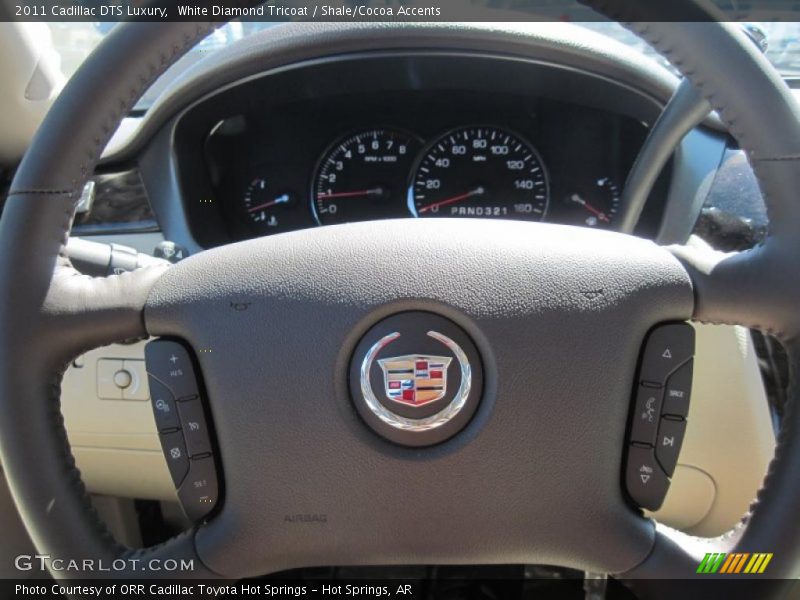 White Diamond Tricoat / Shale/Cocoa Accents 2011 Cadillac DTS Luxury