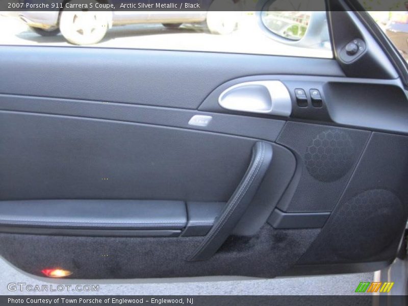Door Panel of 2007 911 Carrera S Coupe