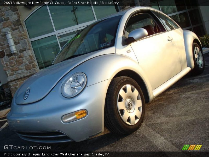 Reflex Silver Metallic / Black/Grey 2003 Volkswagen New Beetle GL Coupe