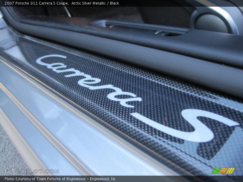  2007 911 Carrera S Coupe Logo