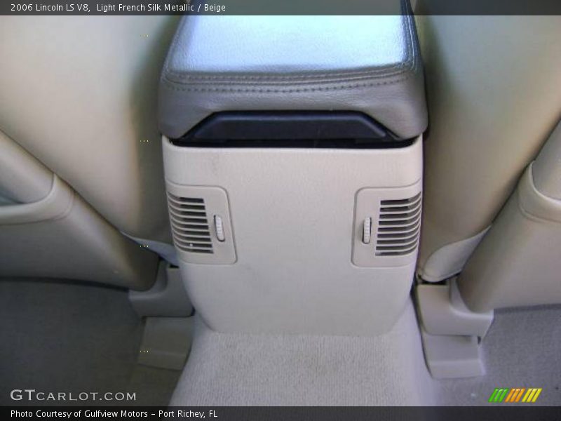 Light French Silk Metallic / Beige 2006 Lincoln LS V8