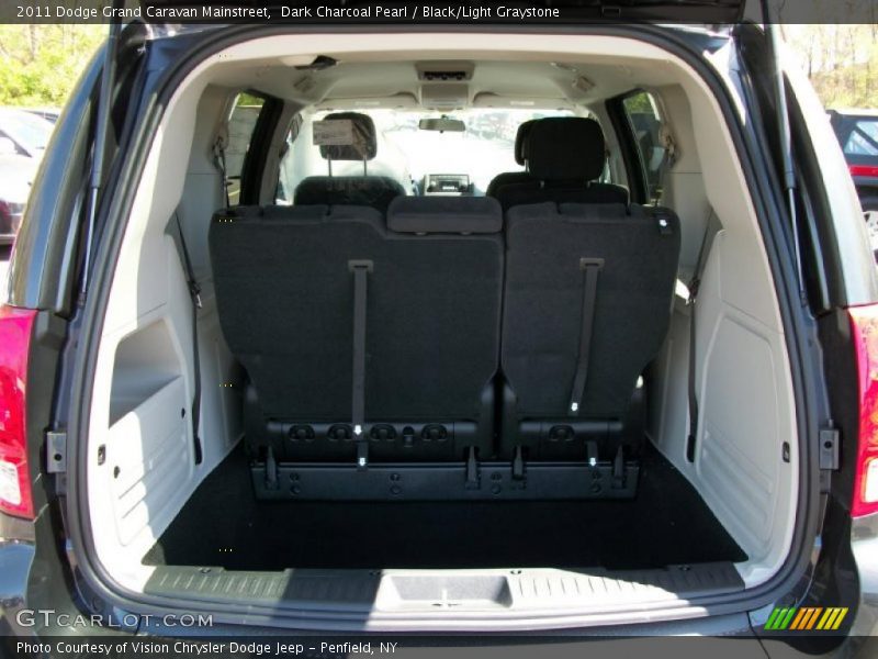 Dark Charcoal Pearl / Black/Light Graystone 2011 Dodge Grand Caravan Mainstreet