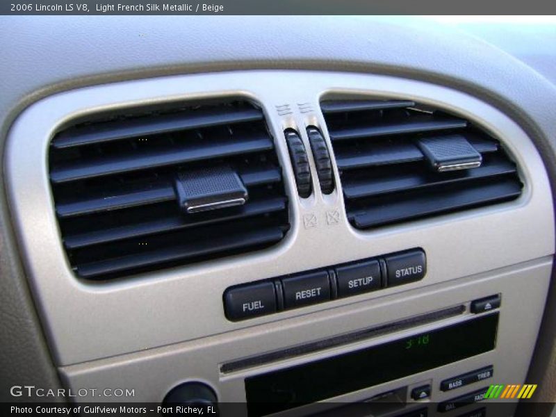 Light French Silk Metallic / Beige 2006 Lincoln LS V8