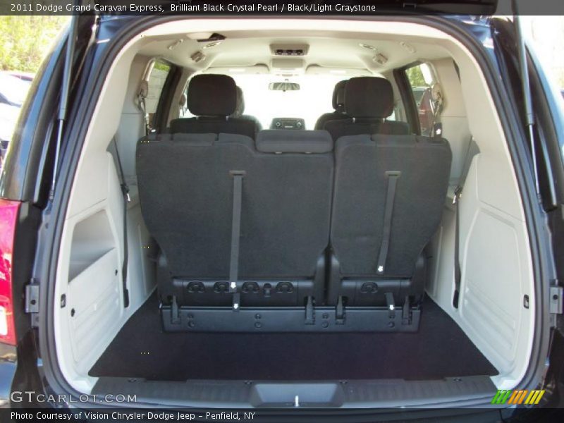 Brilliant Black Crystal Pearl / Black/Light Graystone 2011 Dodge Grand Caravan Express