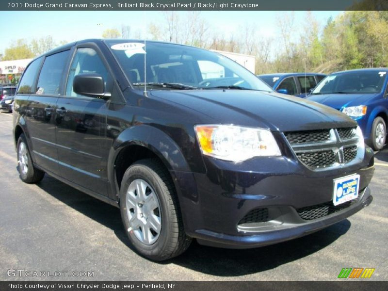 Brilliant Black Crystal Pearl / Black/Light Graystone 2011 Dodge Grand Caravan Express