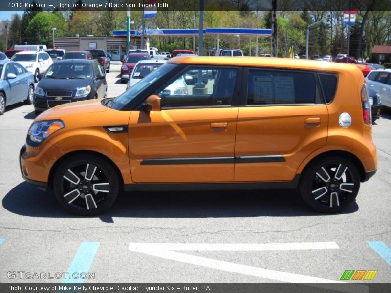 Ignition Orange / Black Soul Logo Cloth 2010 Kia Soul +