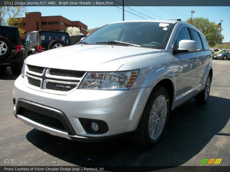 Front 3/4 View of 2011 Journey R/T AWD