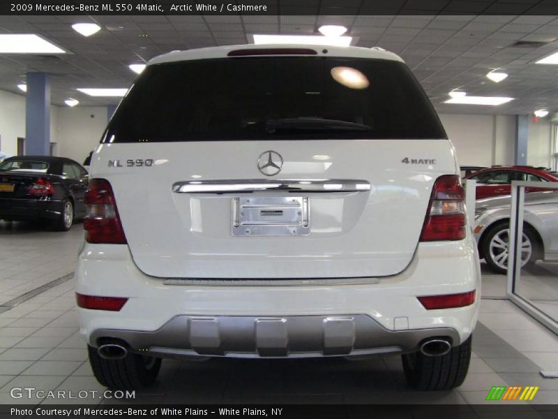Arctic White / Cashmere 2009 Mercedes-Benz ML 550 4Matic