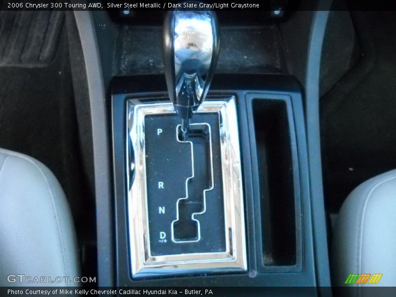  2006 300 Touring AWD 5 Speed Automatic Shifter