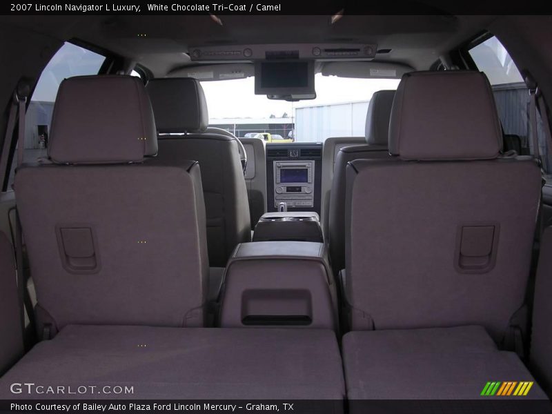 White Chocolate Tri-Coat / Camel 2007 Lincoln Navigator L Luxury