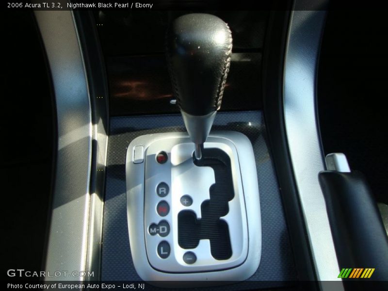 Nighthawk Black Pearl / Ebony 2006 Acura TL 3.2