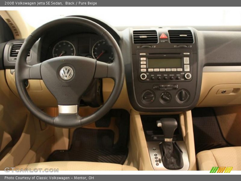 Black / Pure Beige 2008 Volkswagen Jetta SE Sedan