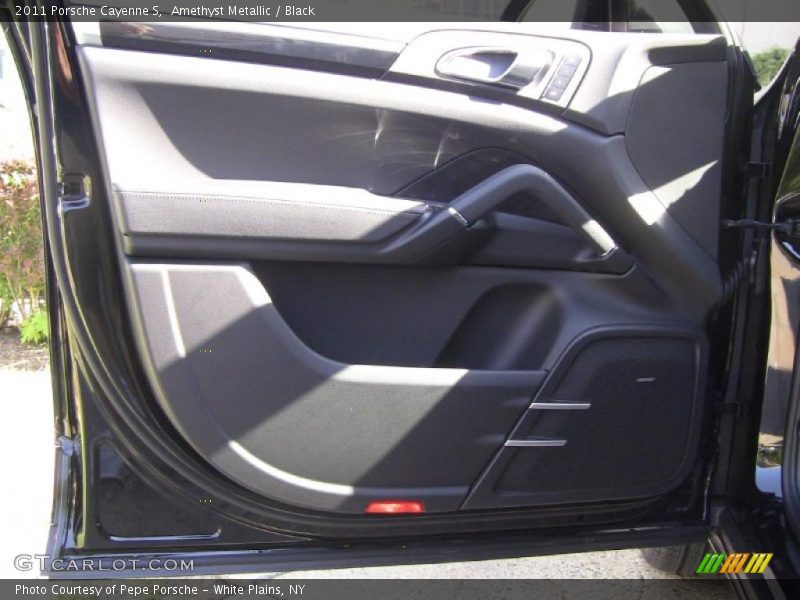 Amethyst Metallic / Black 2011 Porsche Cayenne S
