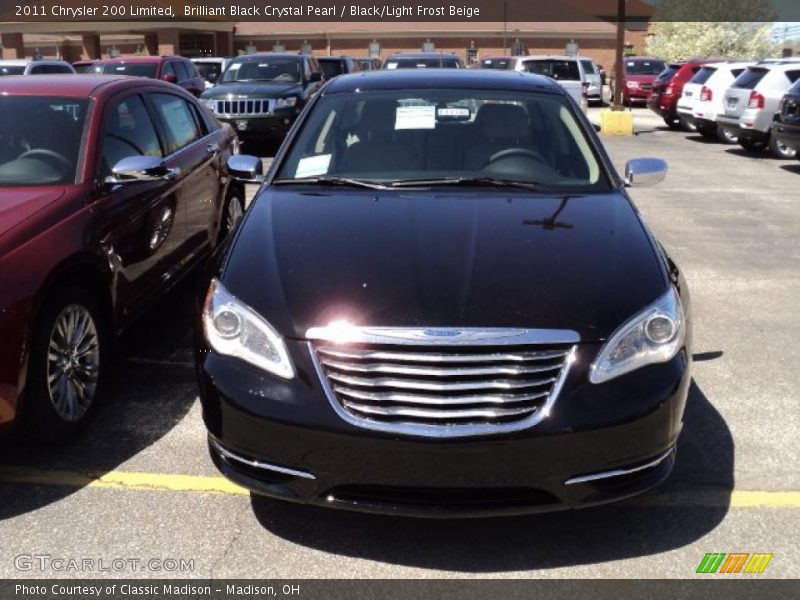 Brilliant Black Crystal Pearl / Black/Light Frost Beige 2011 Chrysler 200 Limited