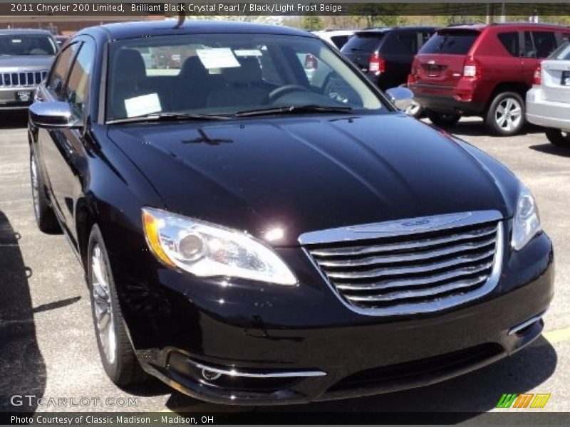 Brilliant Black Crystal Pearl / Black/Light Frost Beige 2011 Chrysler 200 Limited