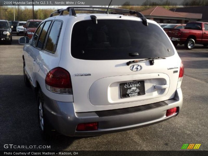 Nordic White / Gray 2006 Hyundai Santa Fe GLS 3.5