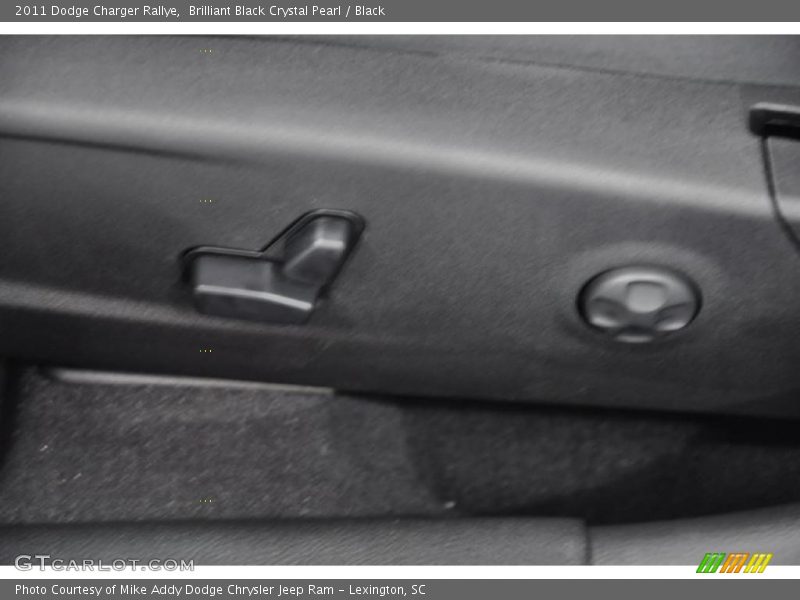 Brilliant Black Crystal Pearl / Black 2011 Dodge Charger Rallye