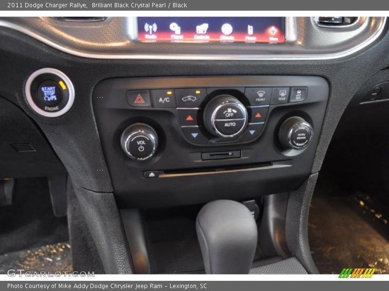 Brilliant Black Crystal Pearl / Black 2011 Dodge Charger Rallye