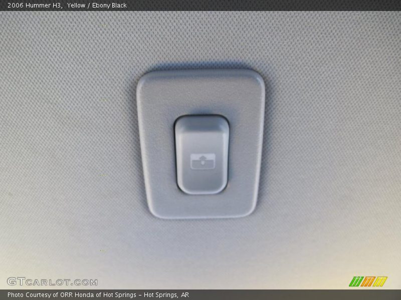 Yellow / Ebony Black 2006 Hummer H3
