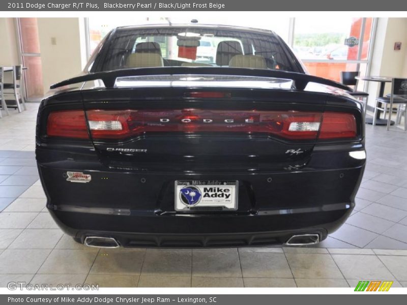 Blackberry Pearl / Black/Light Frost Beige 2011 Dodge Charger R/T Plus