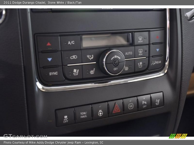 Stone White / Black/Tan 2011 Dodge Durango Citadel