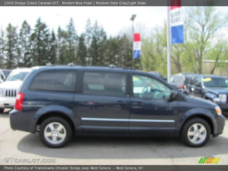 Modern Blue Pearl / Medium Slate Gray/Light Shale 2009 Dodge Grand Caravan SXT