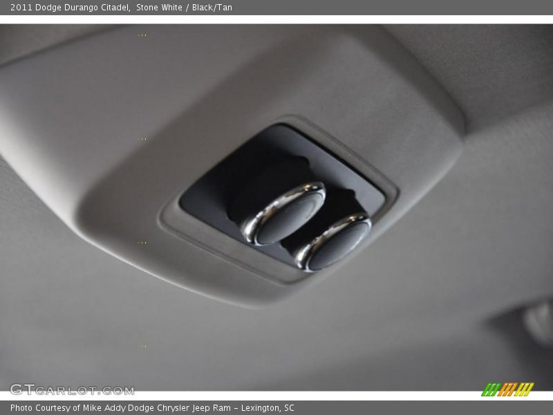 Stone White / Black/Tan 2011 Dodge Durango Citadel