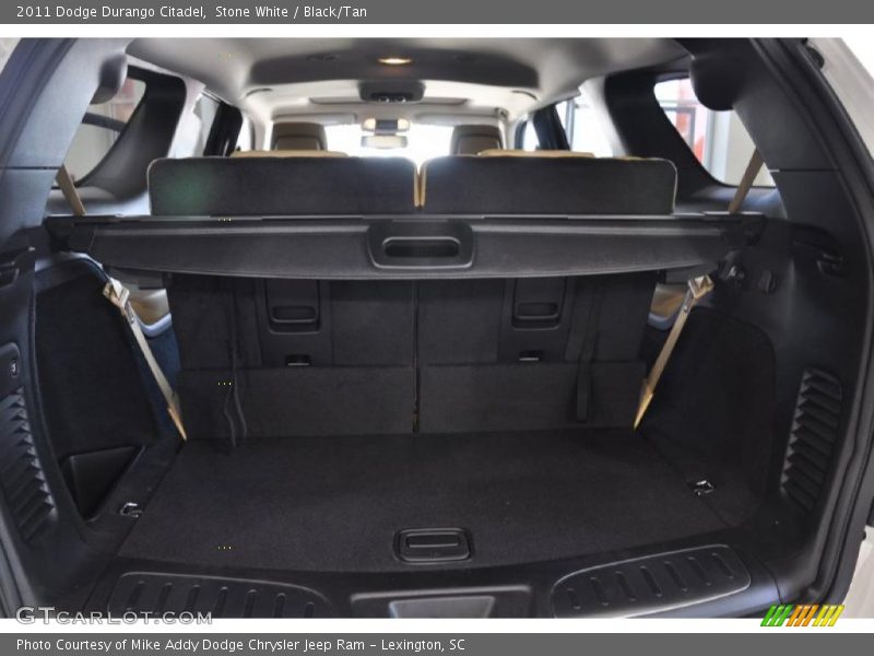  2011 Durango Citadel Trunk