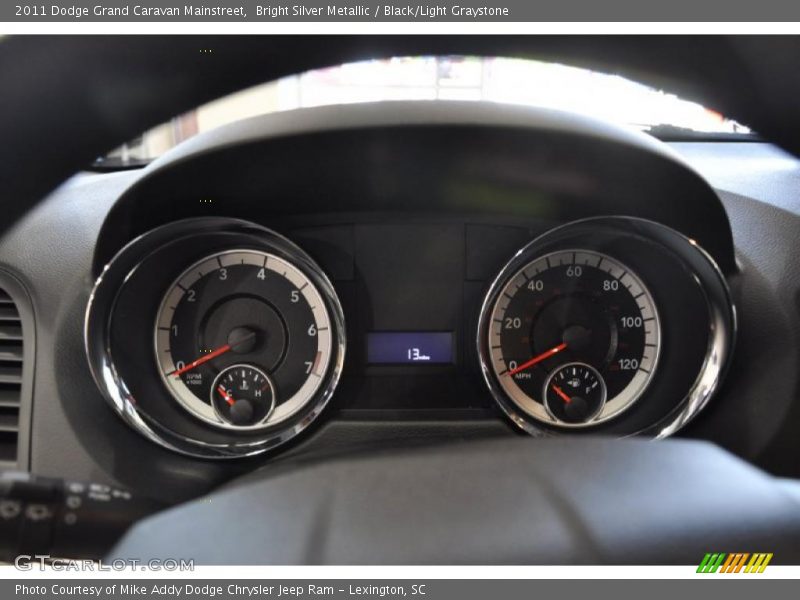 Bright Silver Metallic / Black/Light Graystone 2011 Dodge Grand Caravan Mainstreet
