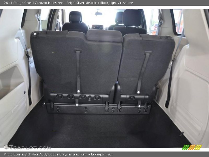 Bright Silver Metallic / Black/Light Graystone 2011 Dodge Grand Caravan Mainstreet